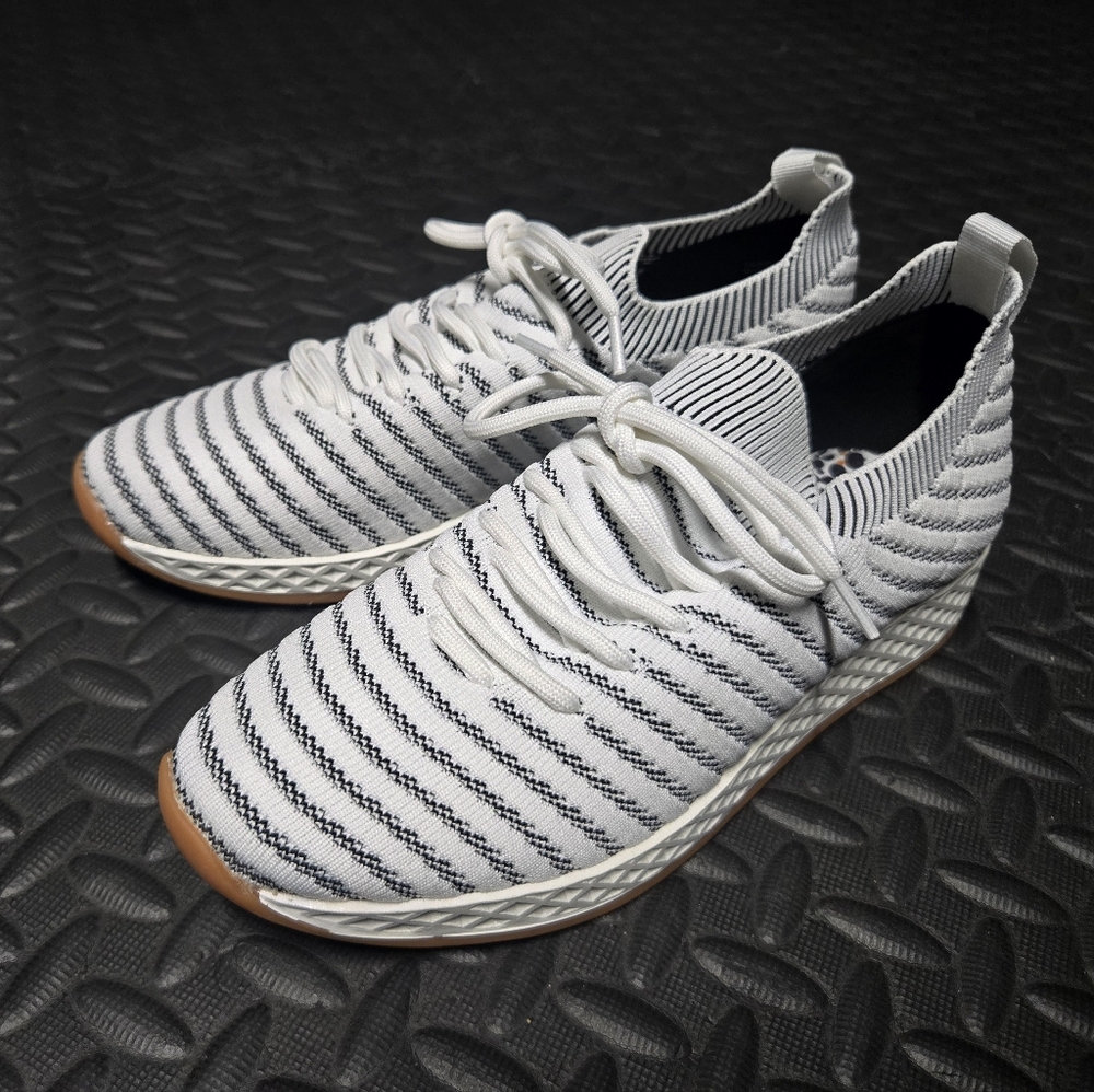 Urban Sport By J Slides Women's Striped White and Black Sneakers Size 8M